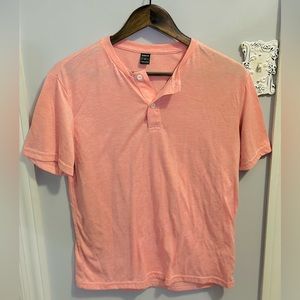 Men’s size small t shirt